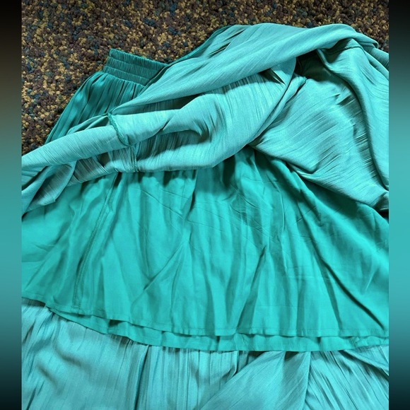 Anthropologie jewel-toned green maxi skirt - Picture 3 of 7